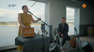 Klik hier om VPRO Vrije Geluiden Sessies van 6 november te bekijken.