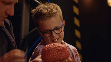 Klik hier om De cadeaufabriek van 16 november te bekijken.