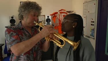 Klik hier om Het klokhuis van 12 maart te bekijken.