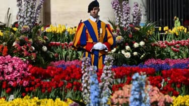 Klik hier om Bloemen voor de paus van 5 april te bekijken.