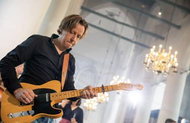 Klik hier om Nederland zingt van 18 april te bekijken.