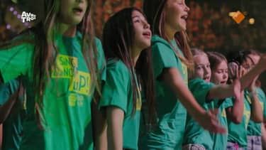 Klik hier om Sing & Dance UP! van 22 augustus te bekijken.