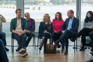 Klik hier om Een buitengewoon gesprek van 18 oktober te bekijken.